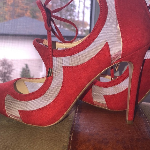 RED Jessica Simpson heels - Picture 3 of 7